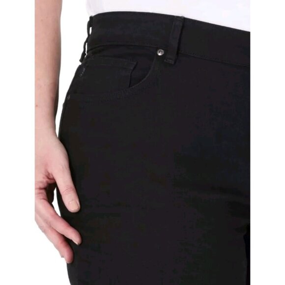 Lee Jeans Women Plus 24W Black Onyx Denim Relaxed Fit Straight Leg Mid Rise NWT - Picture 4 of 9